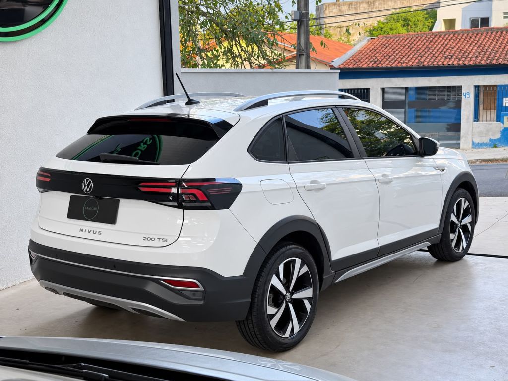 Nivus Highline 1.0 200 TSI Flex Aut. — foto 9