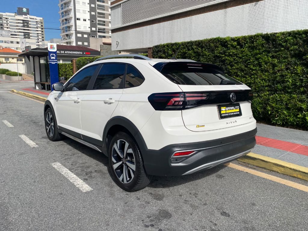 Nivus Highline 1.0 200 TSI Flex Aut. — foto 4
