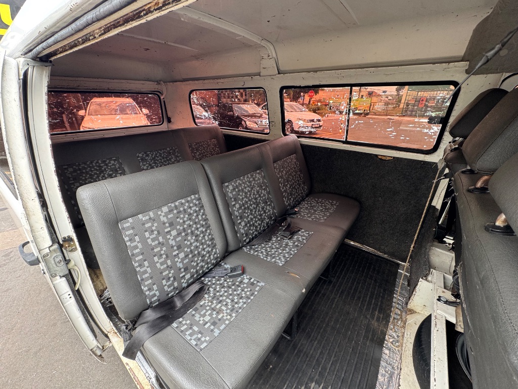 Kombi Lotação 1.4 Mi Total Flex 8V — foto 12