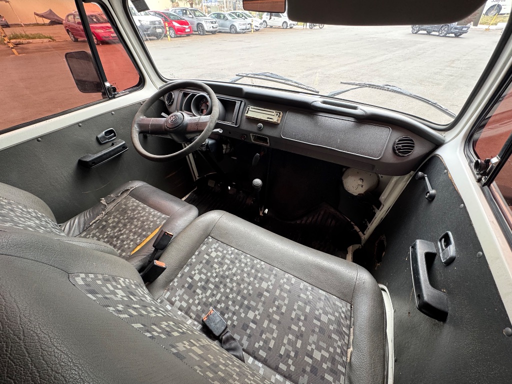 Kombi Lotação 1.4 Mi Total Flex 8V — foto 10