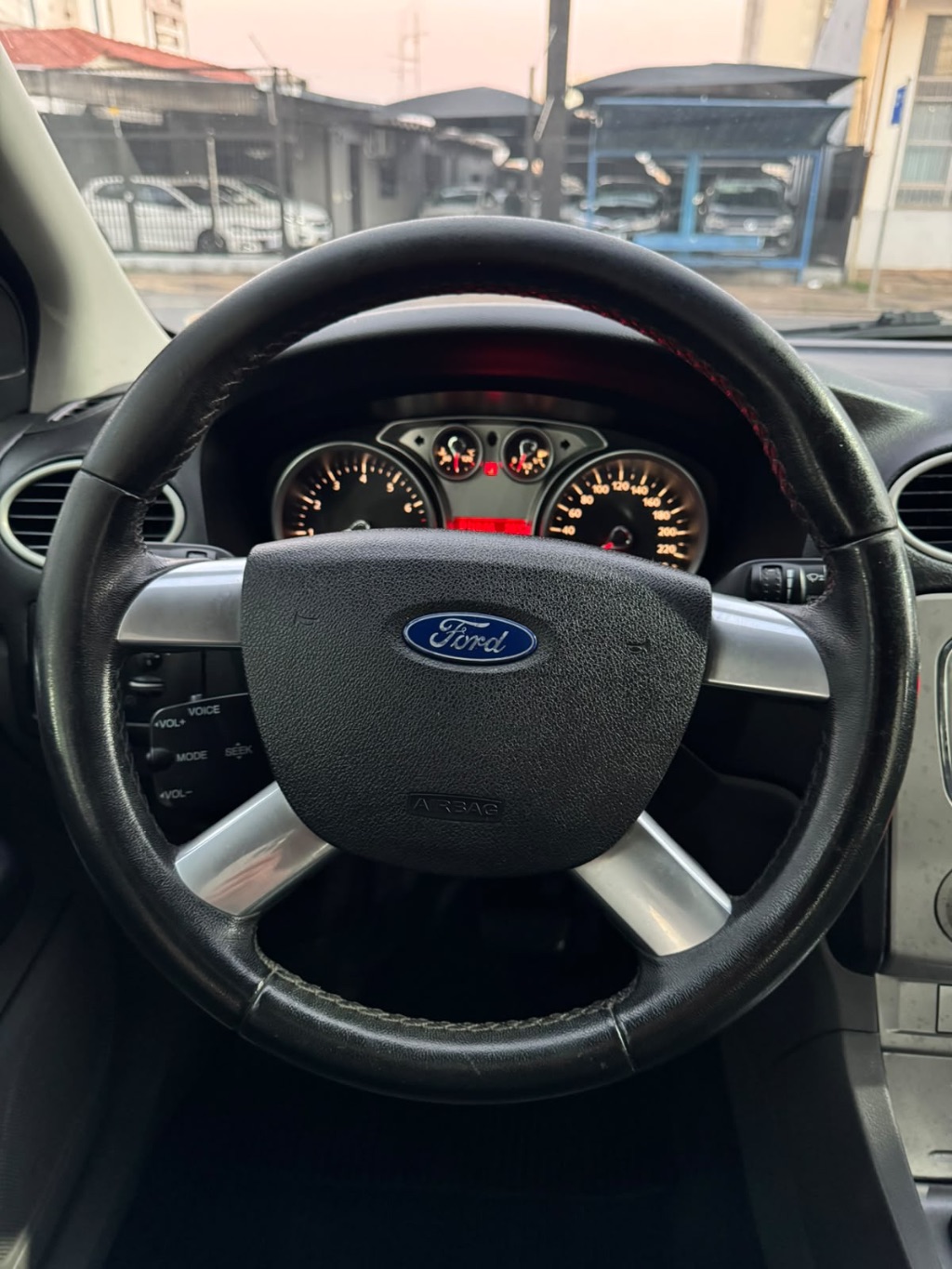 Focus 2.0 16V/ 2.0 16V Flex 5p — foto 16
