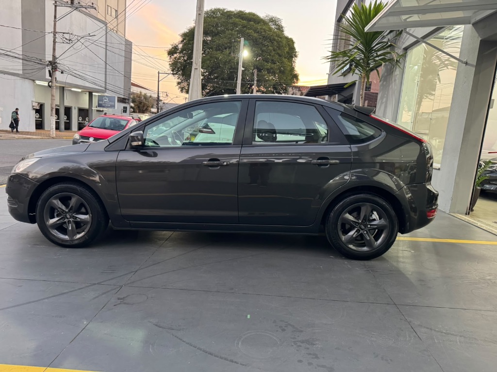 Focus 2.0 16V/ 2.0 16V Flex 5p — foto 6