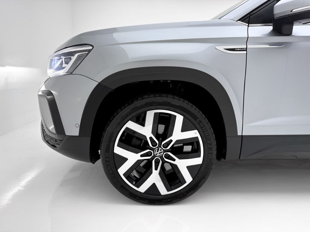 TAOS Highline 1.4 250 TSI Flex Aut. — foto 5