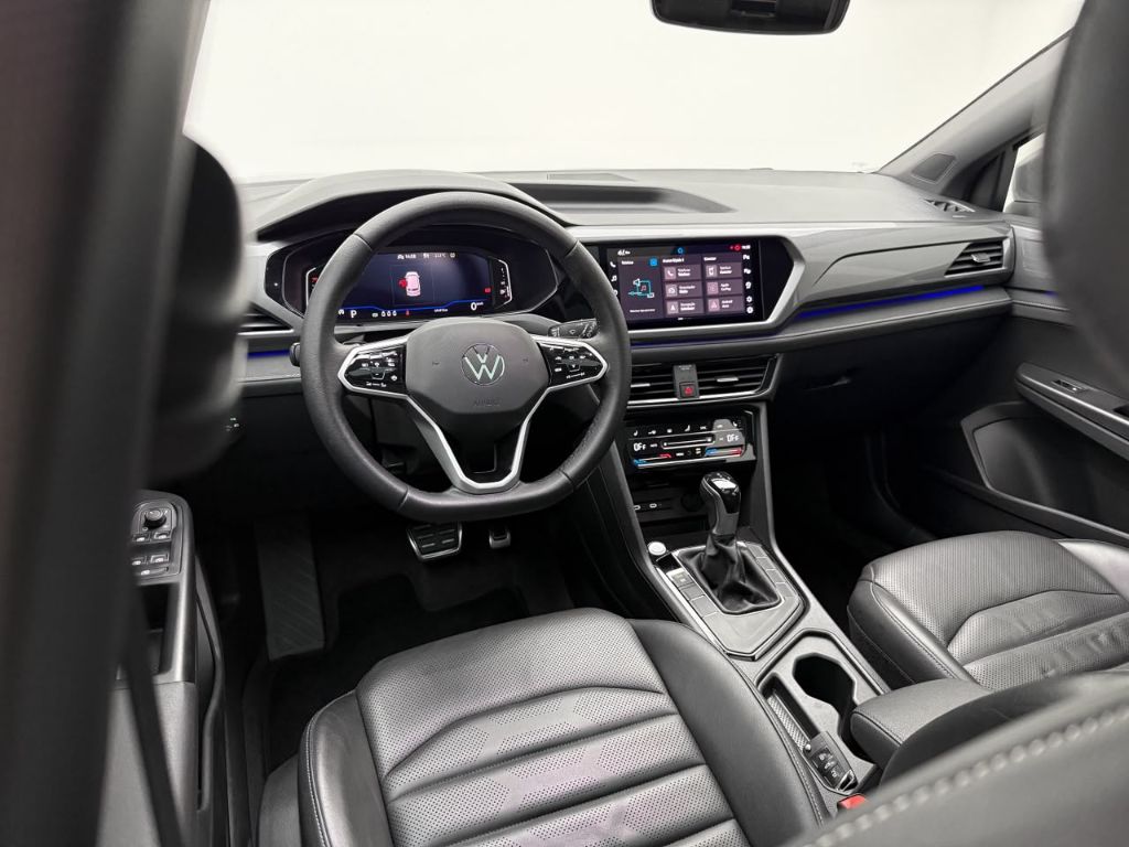 TAOS Highline 1.4 250 TSI Flex Aut. — foto 9