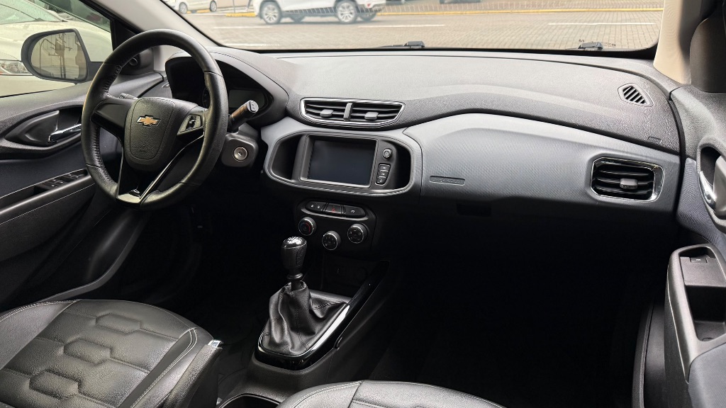 ONIX HATCH LTZ 1.4 8V FlexPower 5p Mec. — foto 8