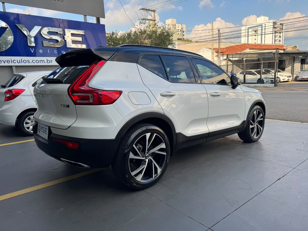 XC 40 T-5 R-DESIGN 2.0 252cv AWD — foto 4