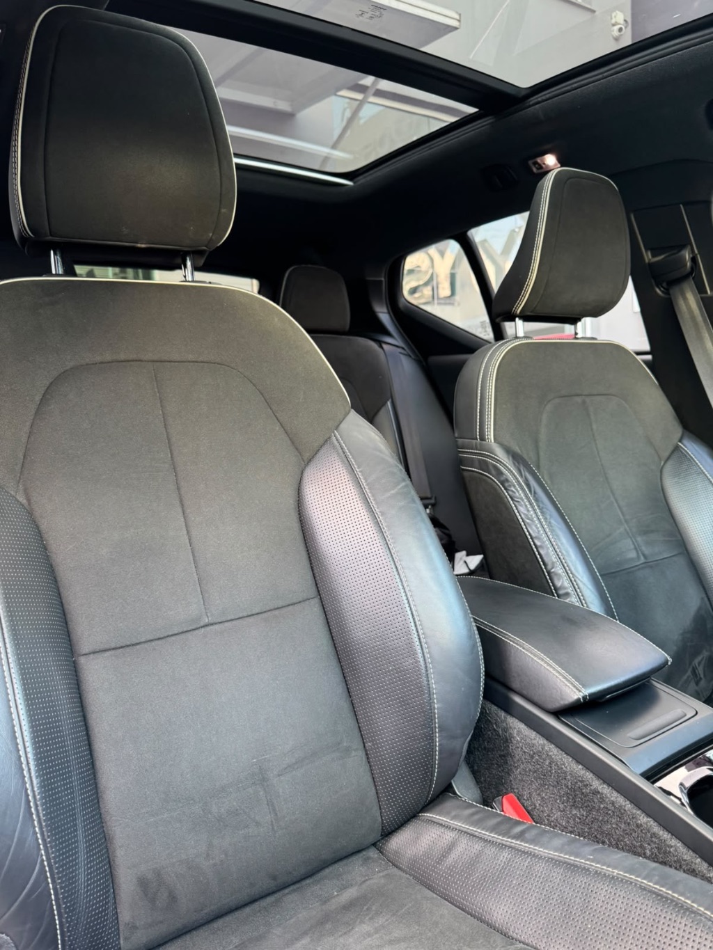 XC 40 T-5 R-DESIGN 2.0 252cv AWD — foto 14
