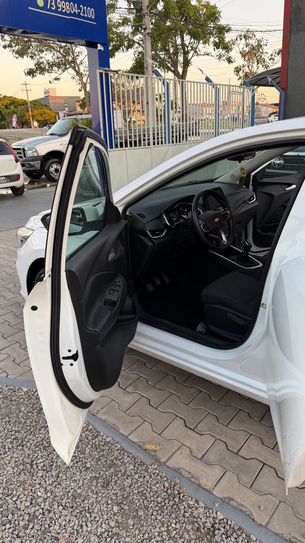 ONIX HATCH LT 1.0 12V Flex 5p Mec. — foto 11