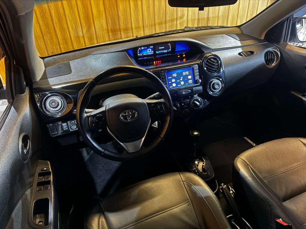ETIOS PLATINUM 1.5 Flex 16V 4p Aut. — foto 8