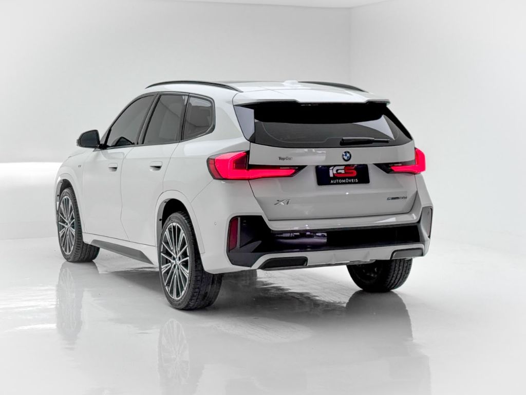 X1 SDRIVE 20i M Sport 2.0 TB Aut. — foto 4
