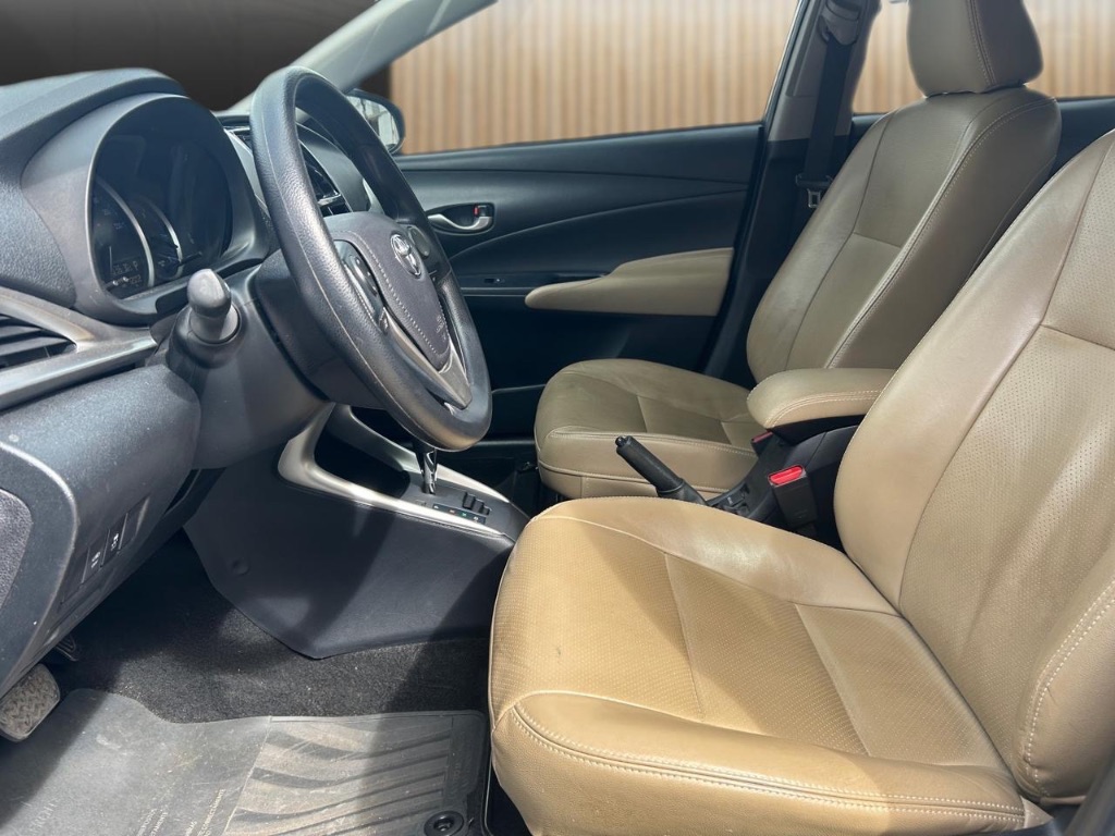 YARIS XLS Sedan 1.5 Flex 16V 4p Aut. — foto 9