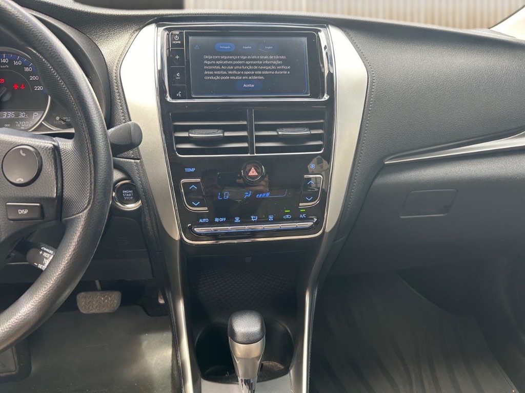 YARIS XLS Sedan 1.5 Flex 16V 4p Aut. — foto 10