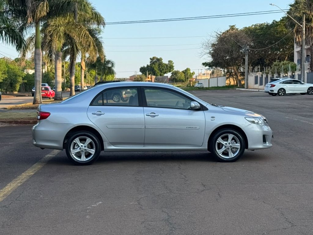 Corolla XLi 1.8/1.8 Flex 16V Aut. — foto 8