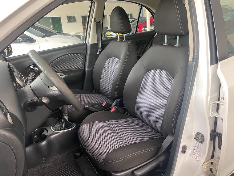 MARCH SV 1.6 16V Flex Fuel — foto 7