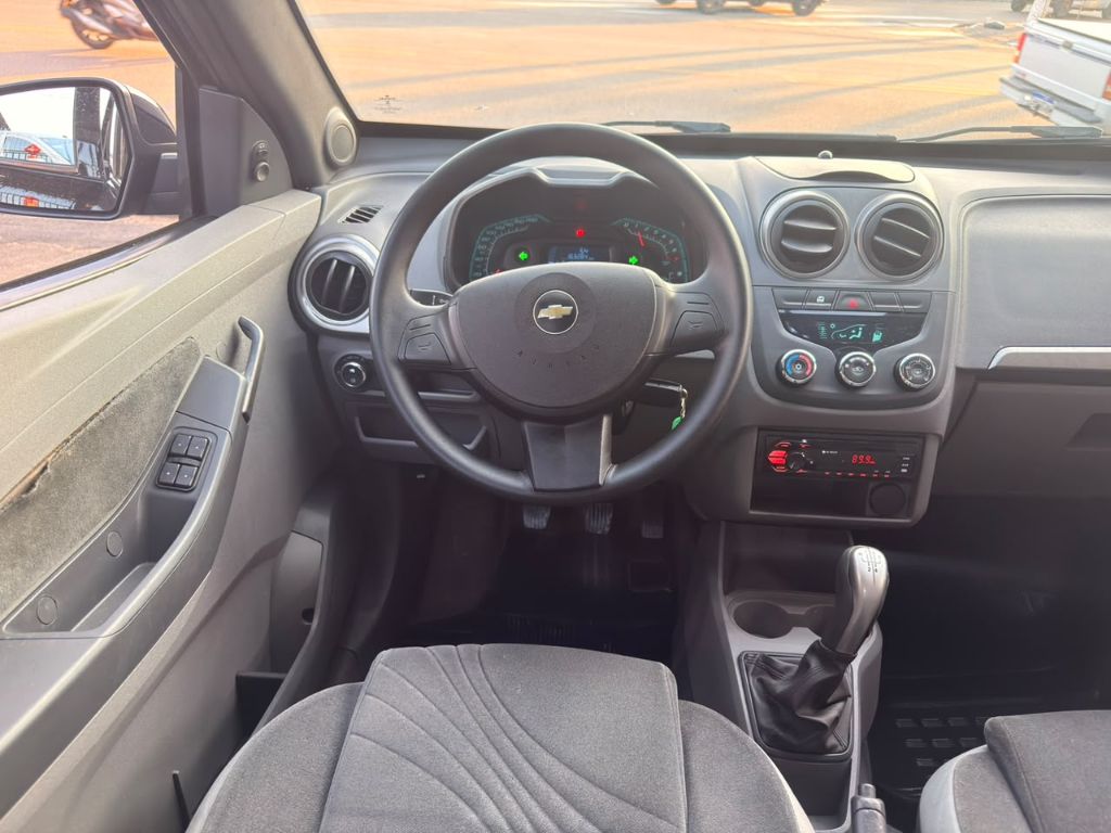 AGILE LTZ 1.4 MPFI 8V FlexPower 5p — foto 5