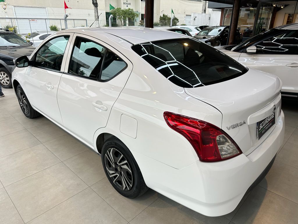 VERSA 1.0 12V FlexStart 4p Mec. — foto 5