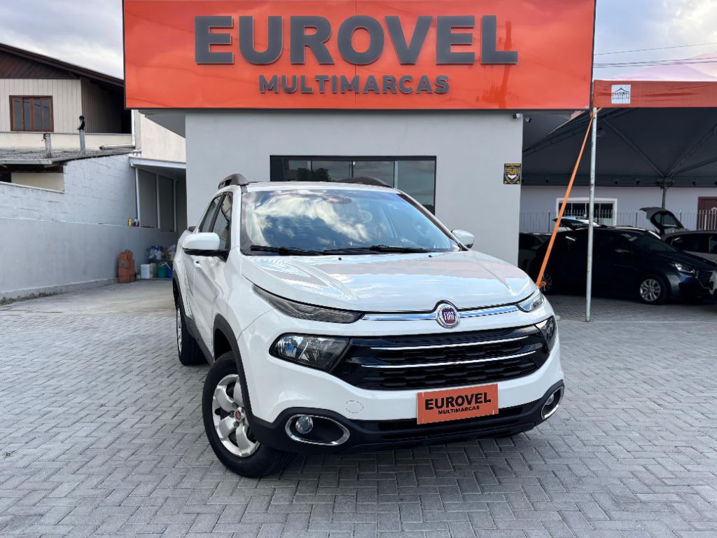 Toro Freedom 1.8 16V Flex Aut. — foto 2