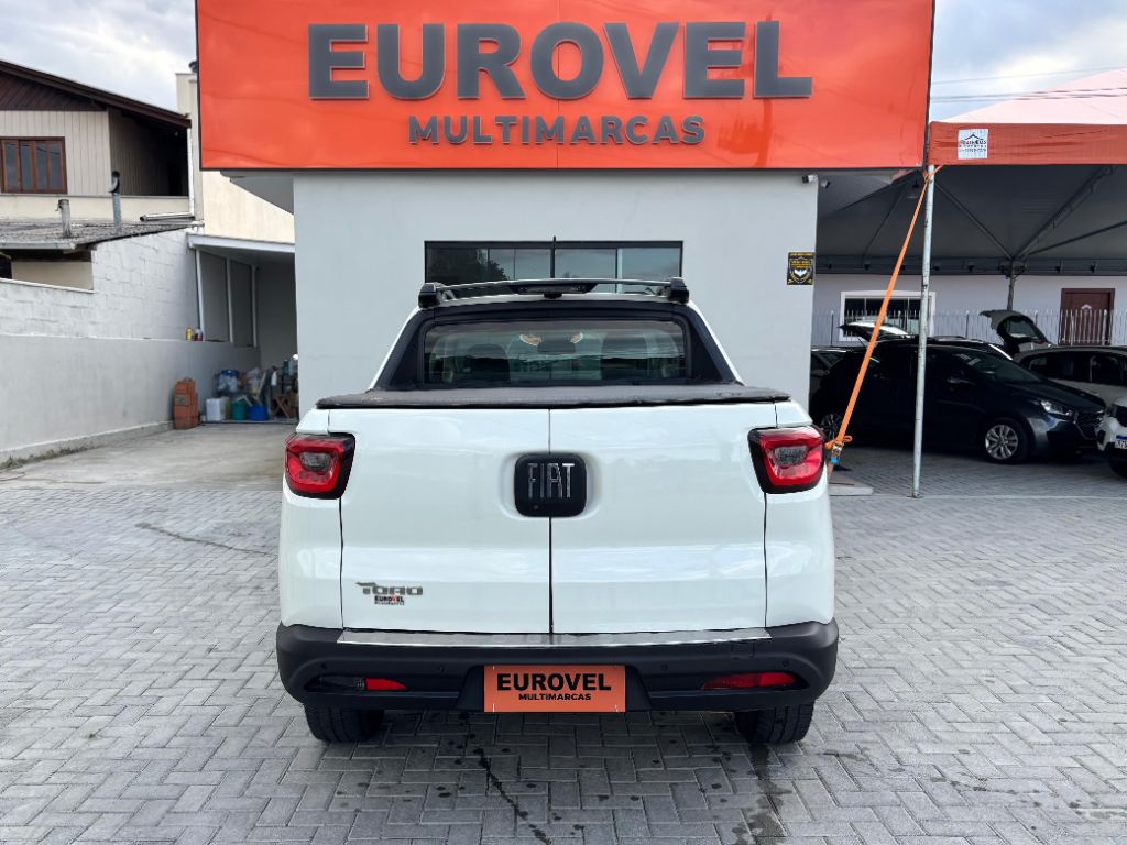 Toro Freedom 1.8 16V Flex Aut. — foto 17