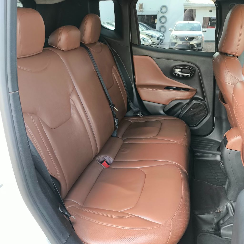 Renegade Sport T270 1.3 TB 4x2 Flex Aut. — foto 9