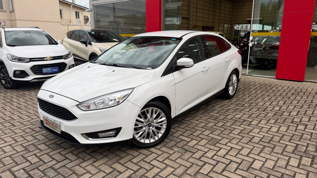 Focus Fastback SE/SE PLUS 2.0 Flex Aut. — foto 1