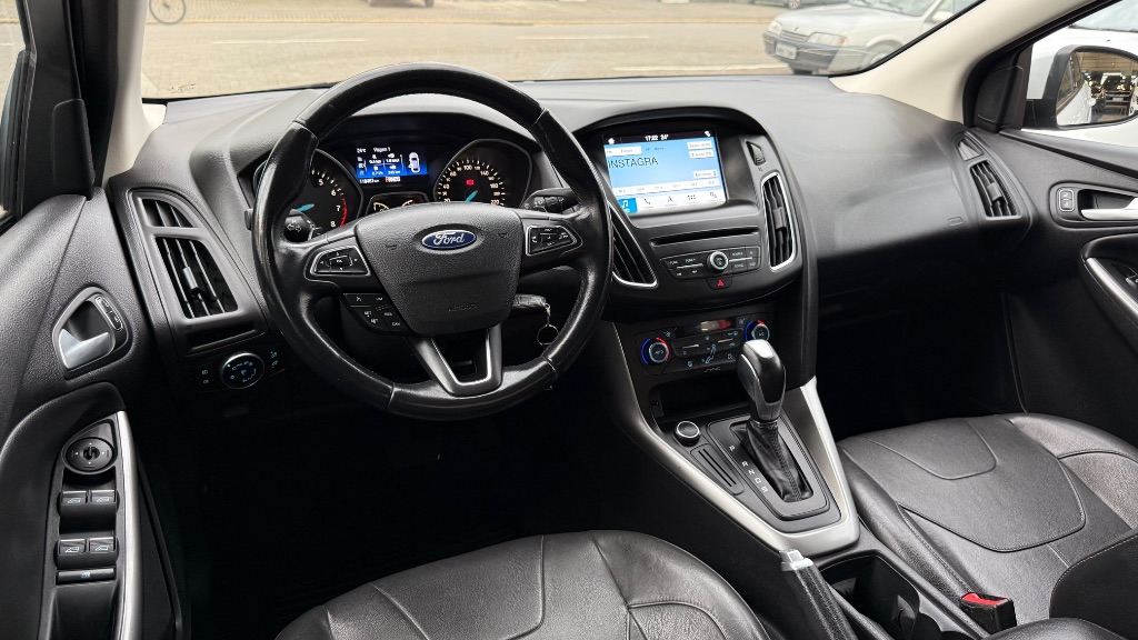 Focus Fastback SE/SE PLUS 2.0 Flex Aut. — foto 7