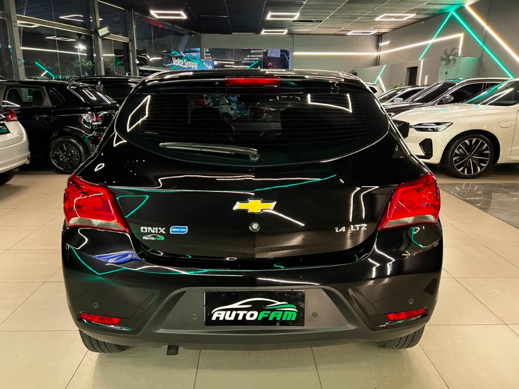 ONIX HATCH LTZ 1.4 8V FlexPower 5p Mec. — foto 5