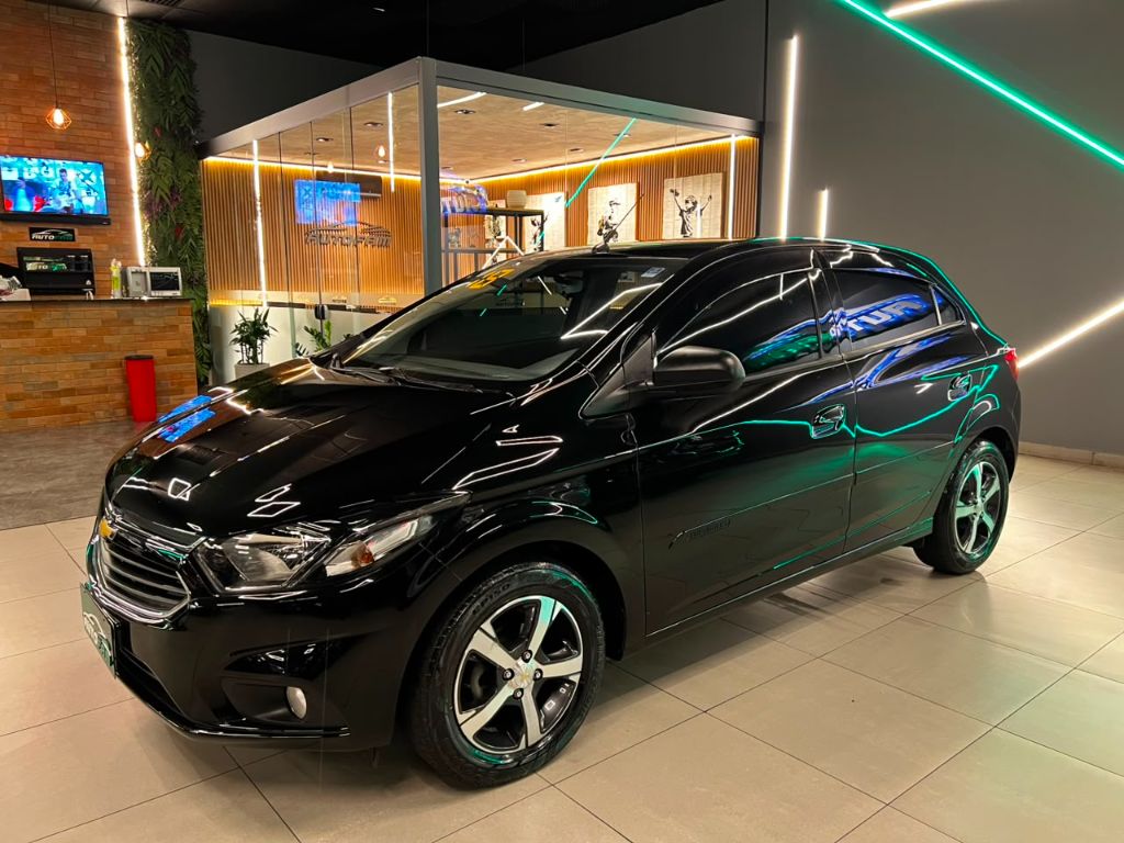 ONIX HATCH LTZ 1.4 8V FlexPower 5p Mec. — foto 3