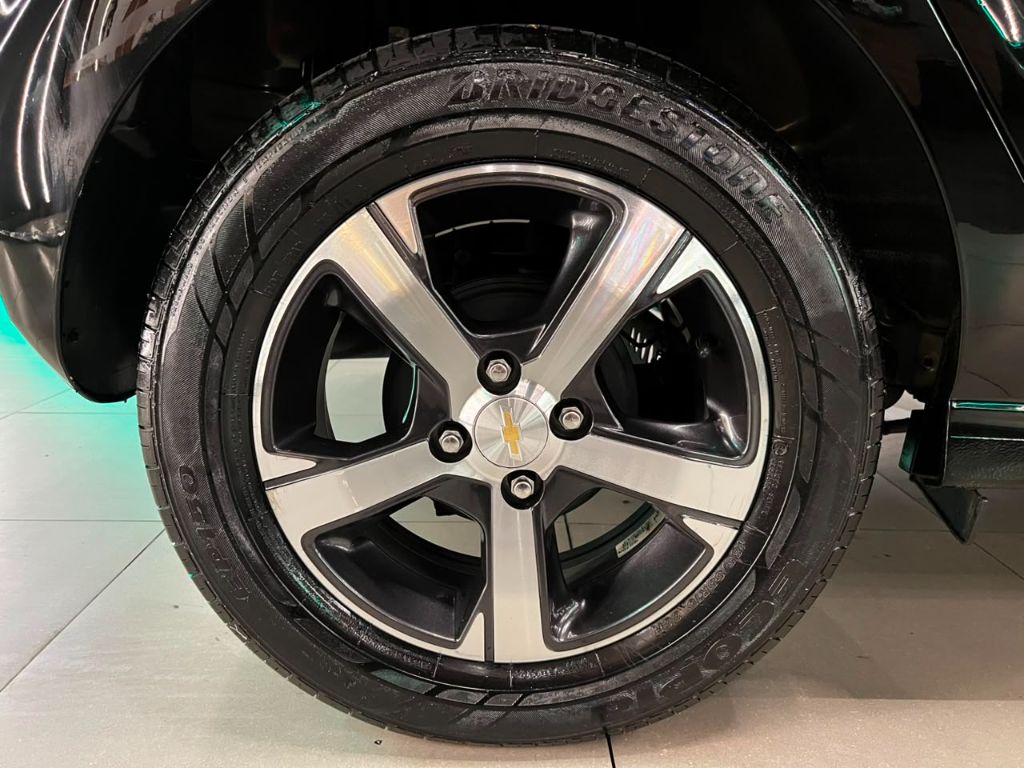 ONIX HATCH LTZ 1.4 8V FlexPower 5p Mec. — foto 18