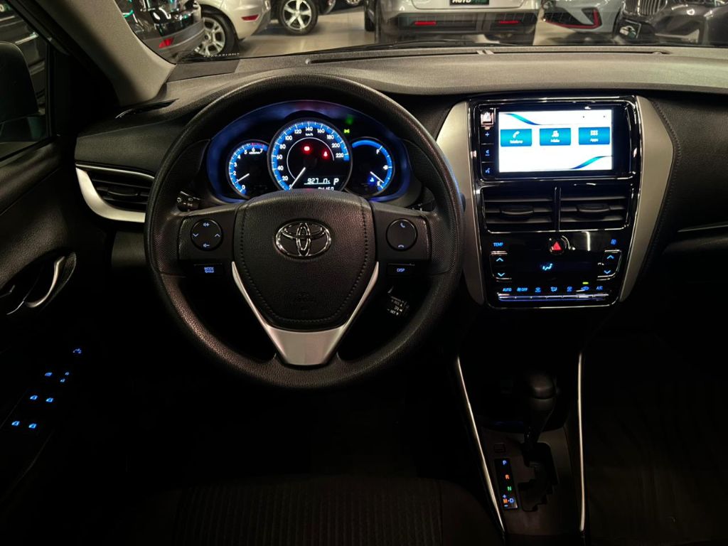 YARIS XL Plus Con. Sed. 1.5 Flex 16V Aut — foto 10