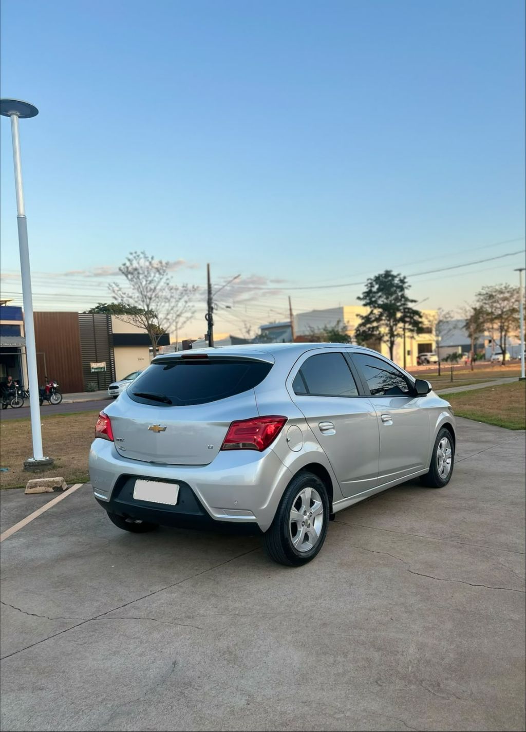 ONIX HATCH LT 1.4 8V FlexPower 5p Aut. — foto 6