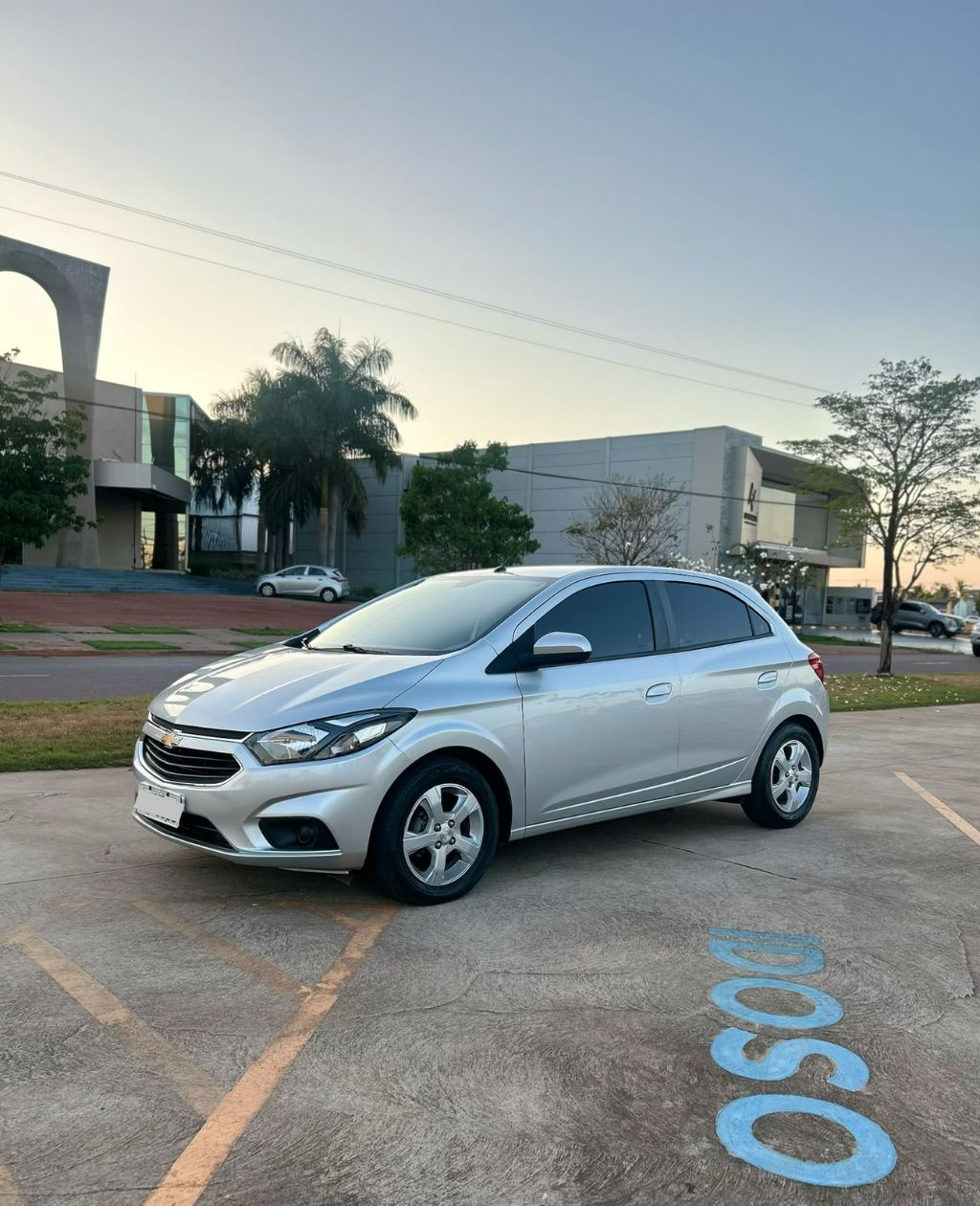 ONIX HATCH LT 1.4 8V FlexPower 5p Aut. — foto 1