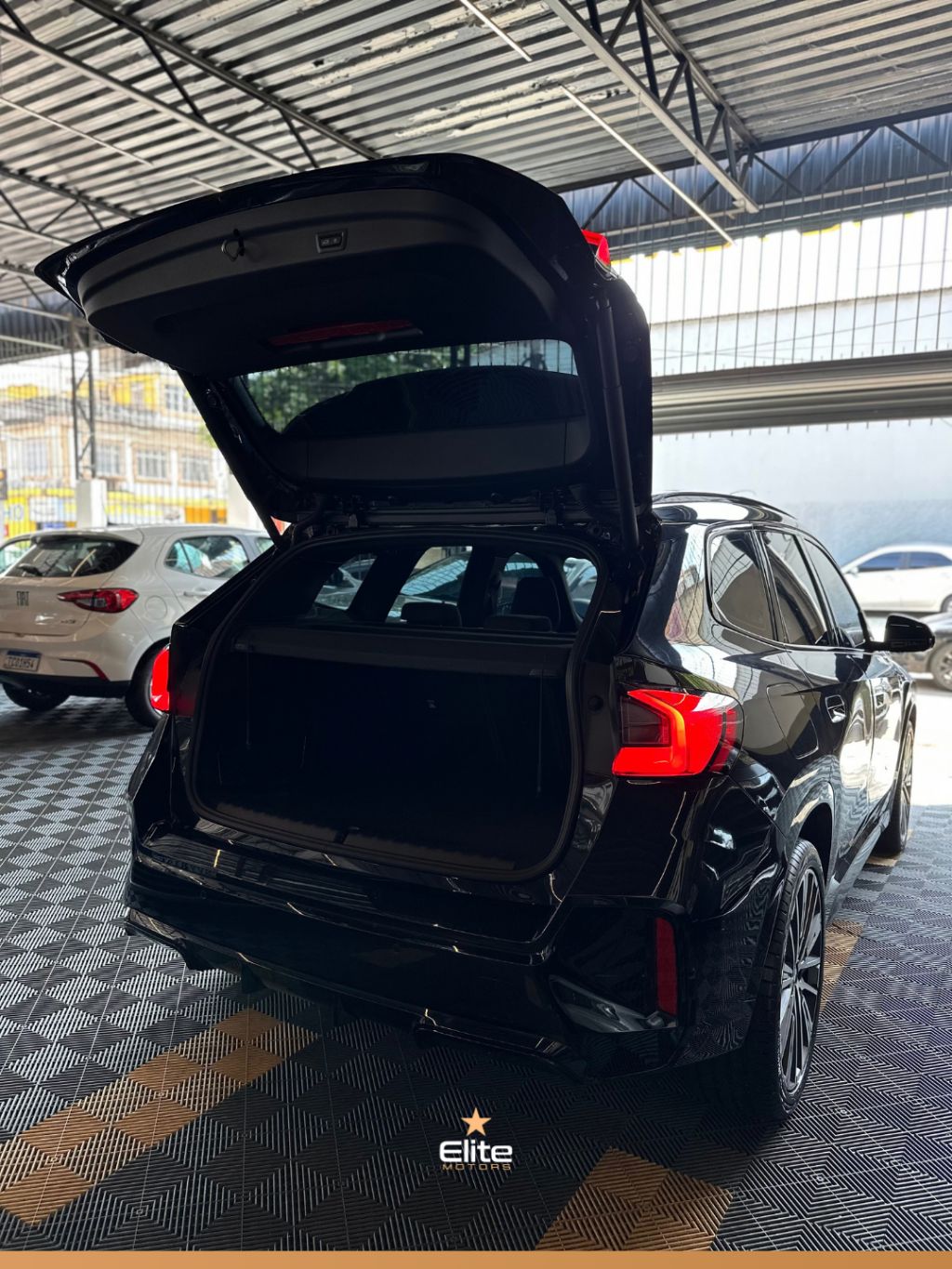 X1 SDRIVE 20i M Sport 2.0 TB Aut. — foto 4