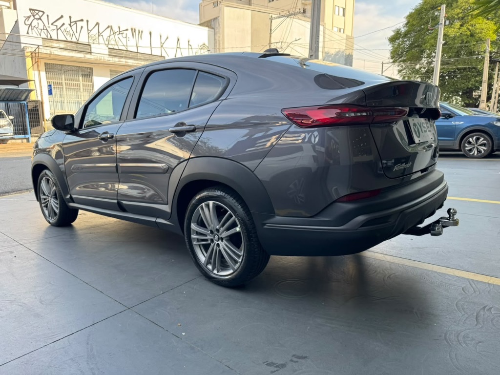 Fastback 1.0 200 Turbo Flex Aut — foto 6