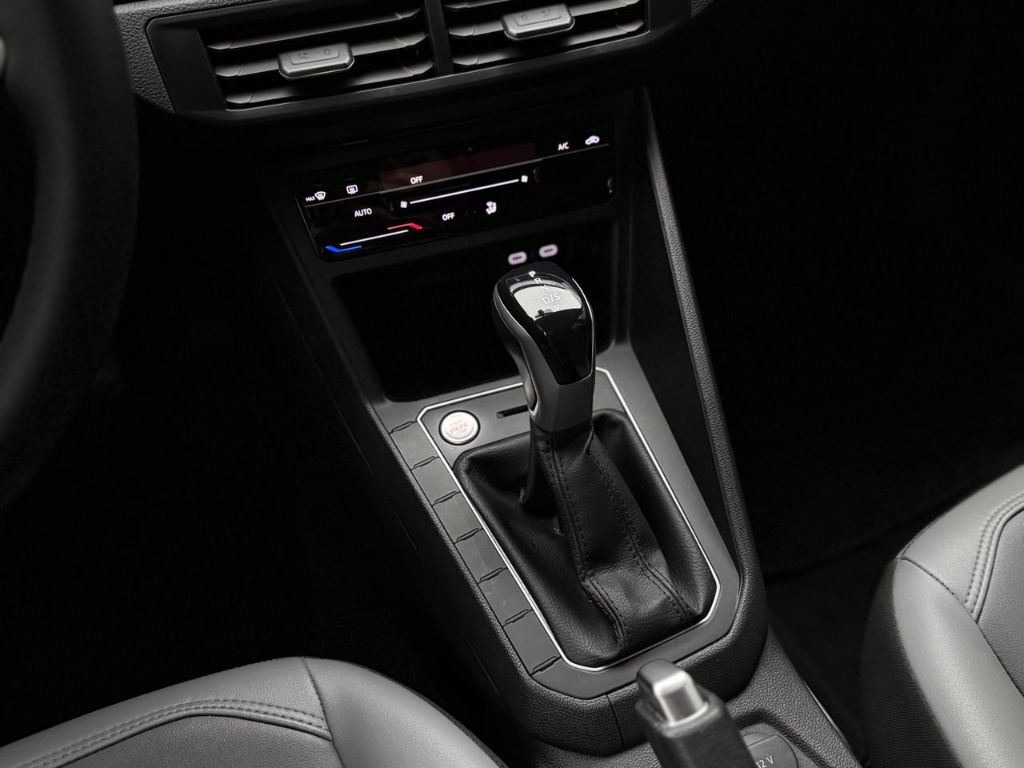 Nivus Highline 1.0 200 TSI Flex Aut. — foto 12