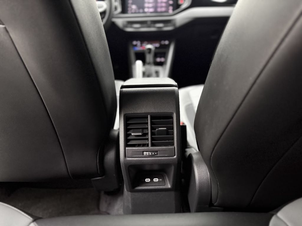 Nivus Highline 1.0 200 TSI Flex Aut. — foto 10