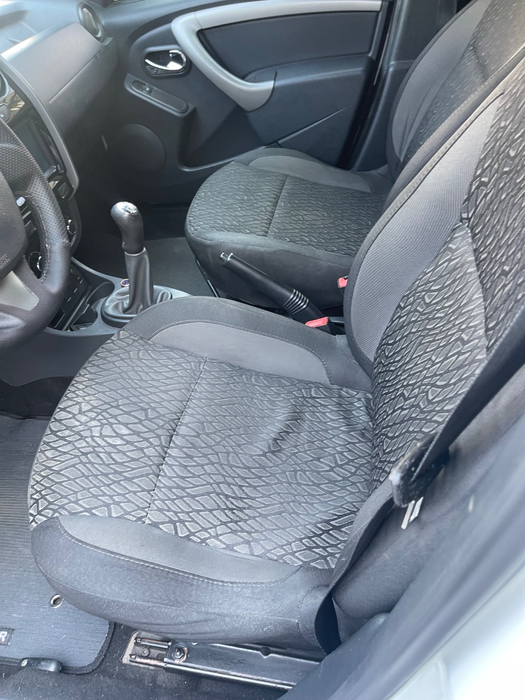 DUSTER OROCH Express 1.6 Flex 16V Mec. — foto 10