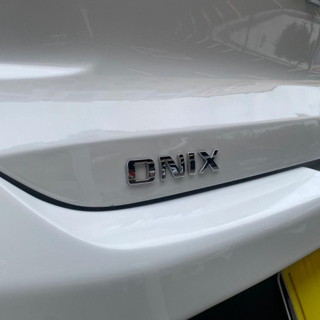ONIX HATCH LT 1.0 12V Flex 5p Mec. — foto 19
