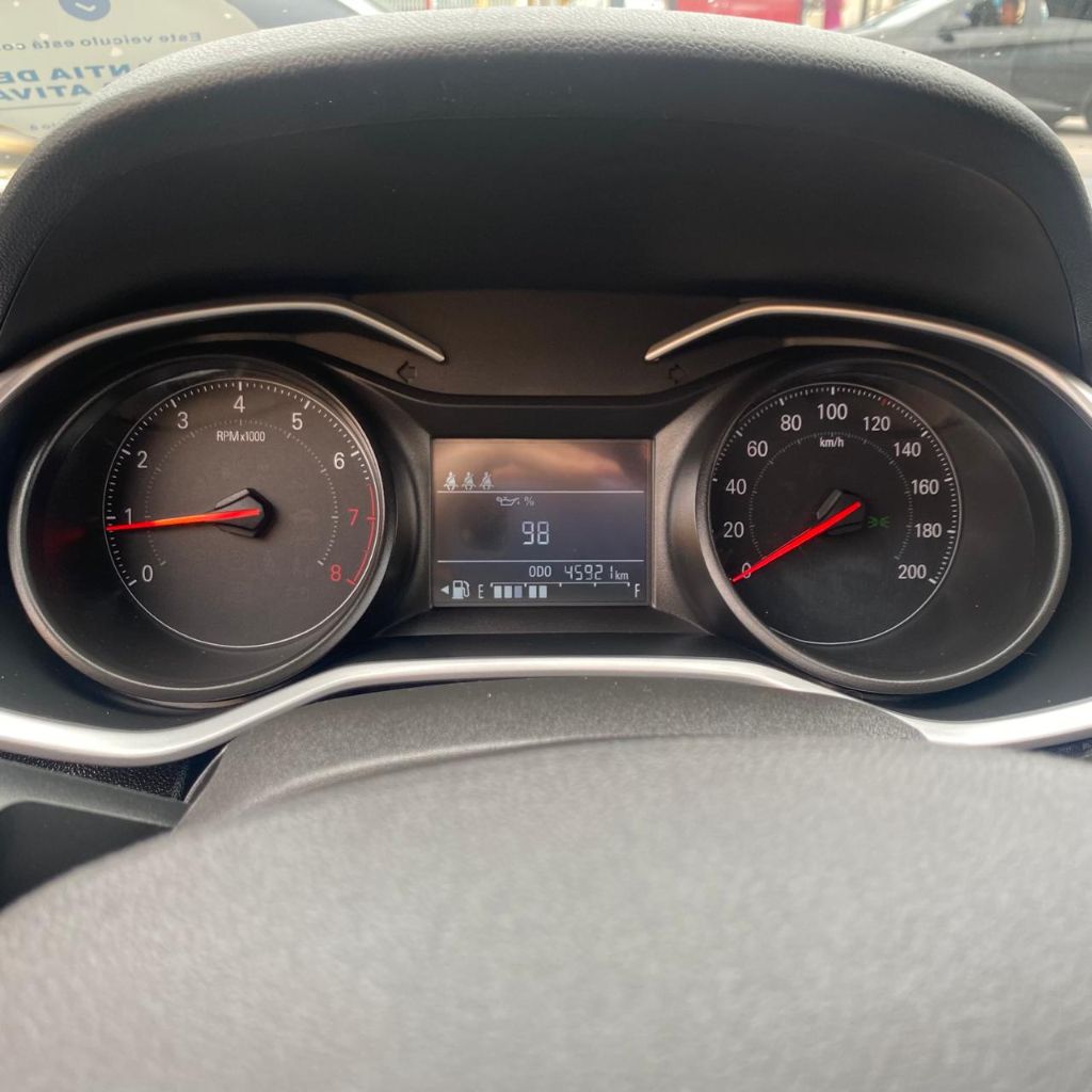 ONIX HATCH LT 1.0 12V Flex 5p Mec. — foto 13