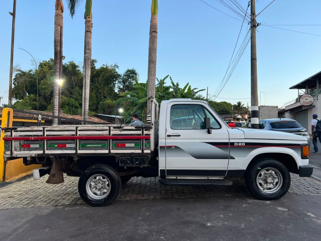 D-20 S / Luxe 3.9/4.0 Diesel — foto 5