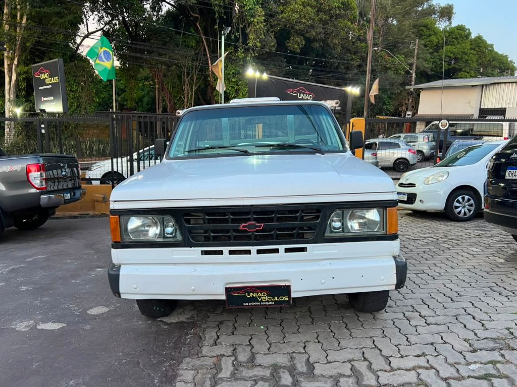 D-20 S / Luxe 3.9/4.0 Diesel — foto 2