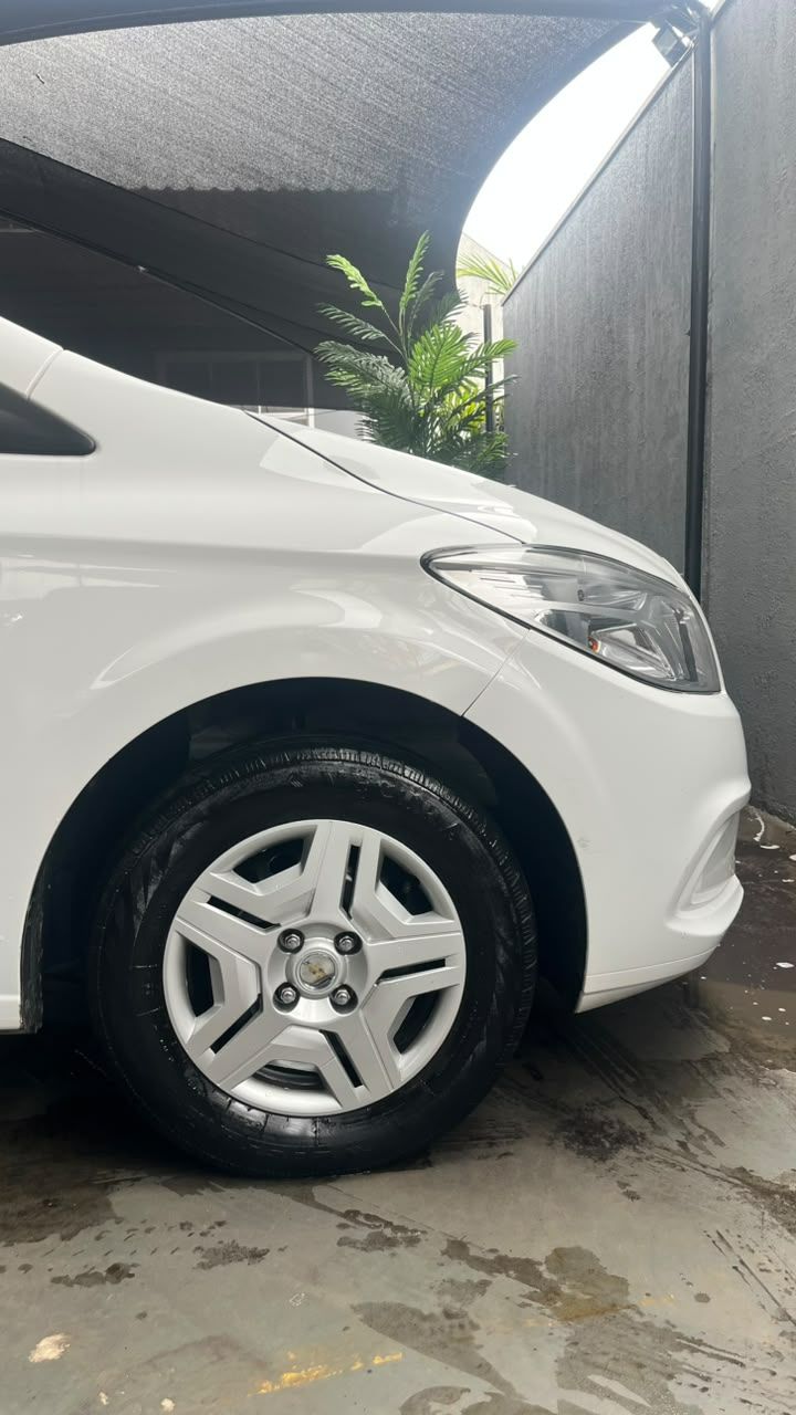 ONIX HATCH LS 1.0 8V FlexPower 5p Mec. — foto 7