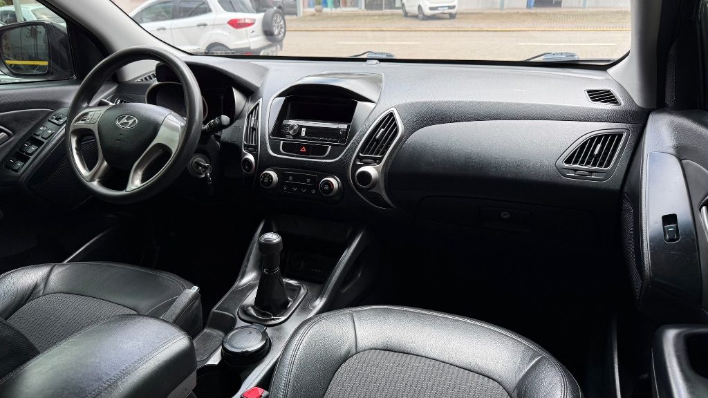 ix35 2.0 16V 170cv 2WD/4WD Mec. — foto 9