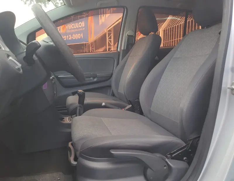 FOX 1.6 MI 8V FLEX 4P MANUAL — foto 8