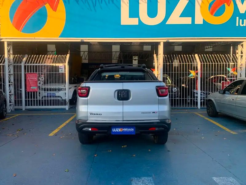 TORO 2.4 16V MULTIAIR FLEX FREEDOM AT9 — foto 5