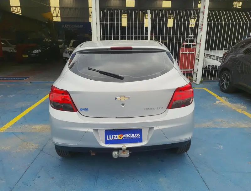 ONIX 1.4 MPFI LTZ 8V FLEX 4P MANUAL — foto 5