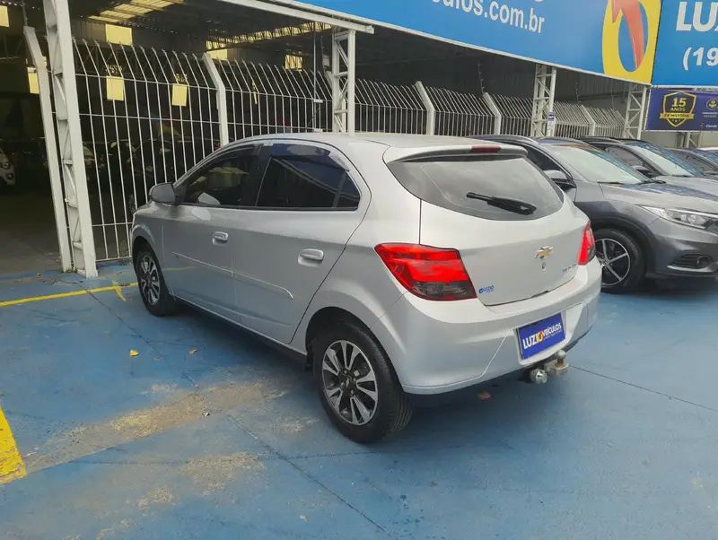 ONIX 1.4 MPFI LTZ 8V FLEX 4P MANUAL — foto 6