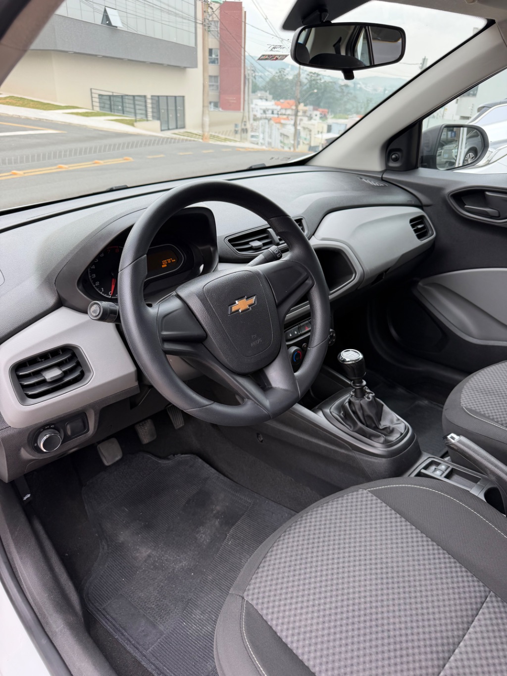 ONIX HATCH Joy 1.0 8V Flex 5p Mec. — foto 6