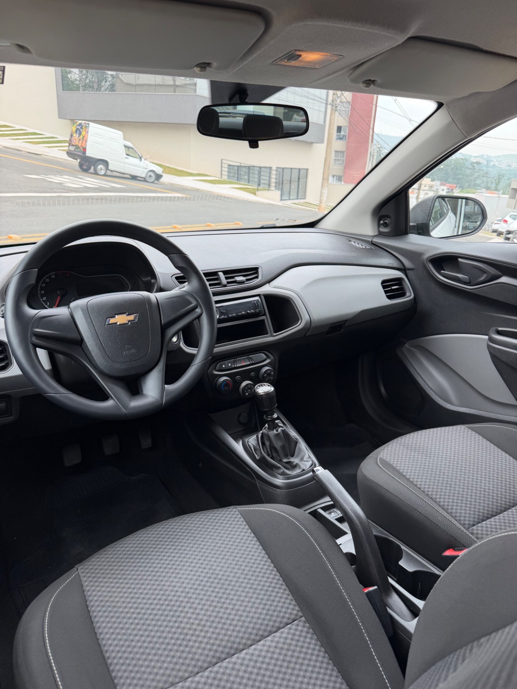 ONIX HATCH Joy 1.0 8V Flex 5p Mec. — foto 4
