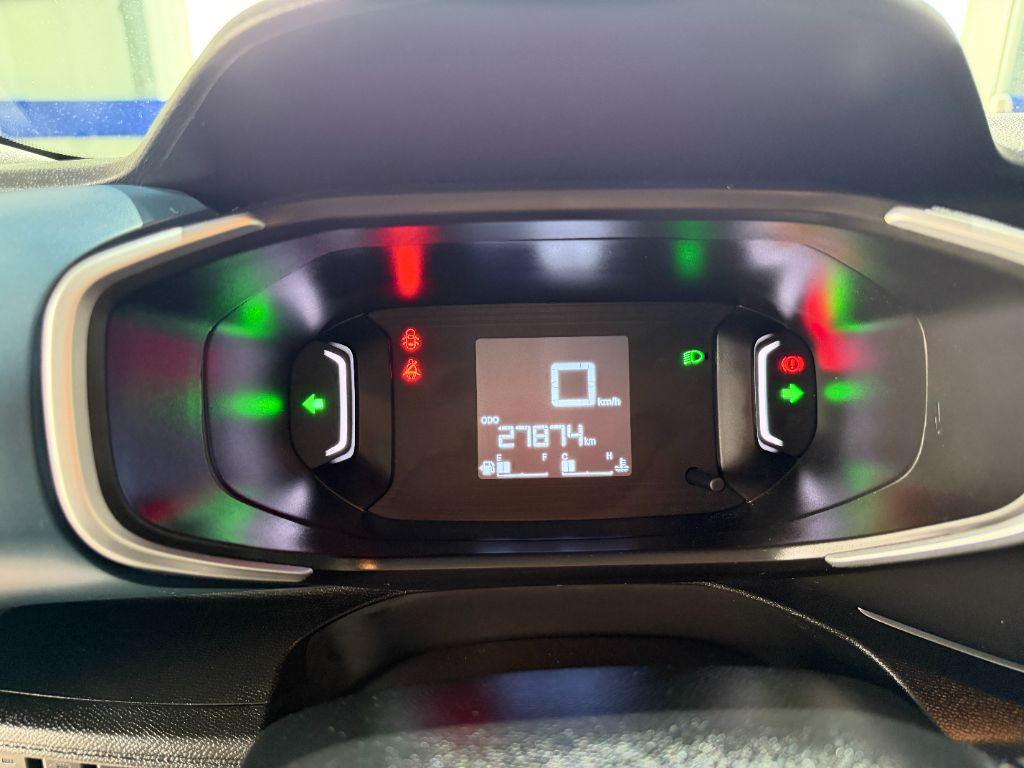 C3 Feel 1.0 Flex 6V 5p Mec. — foto 10