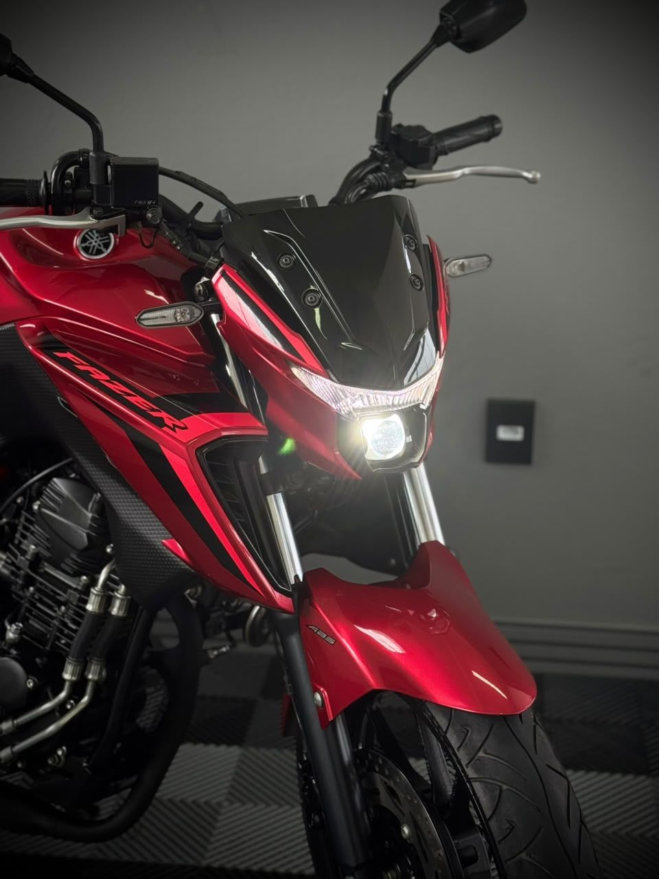 FZ25 250 FAZER CONNECTED — foto 7